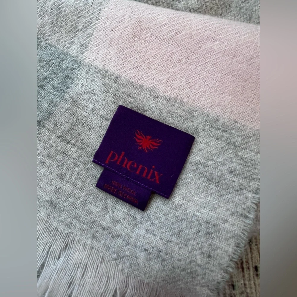 Phenix Pink and Gray Scarf Elegant Accessories